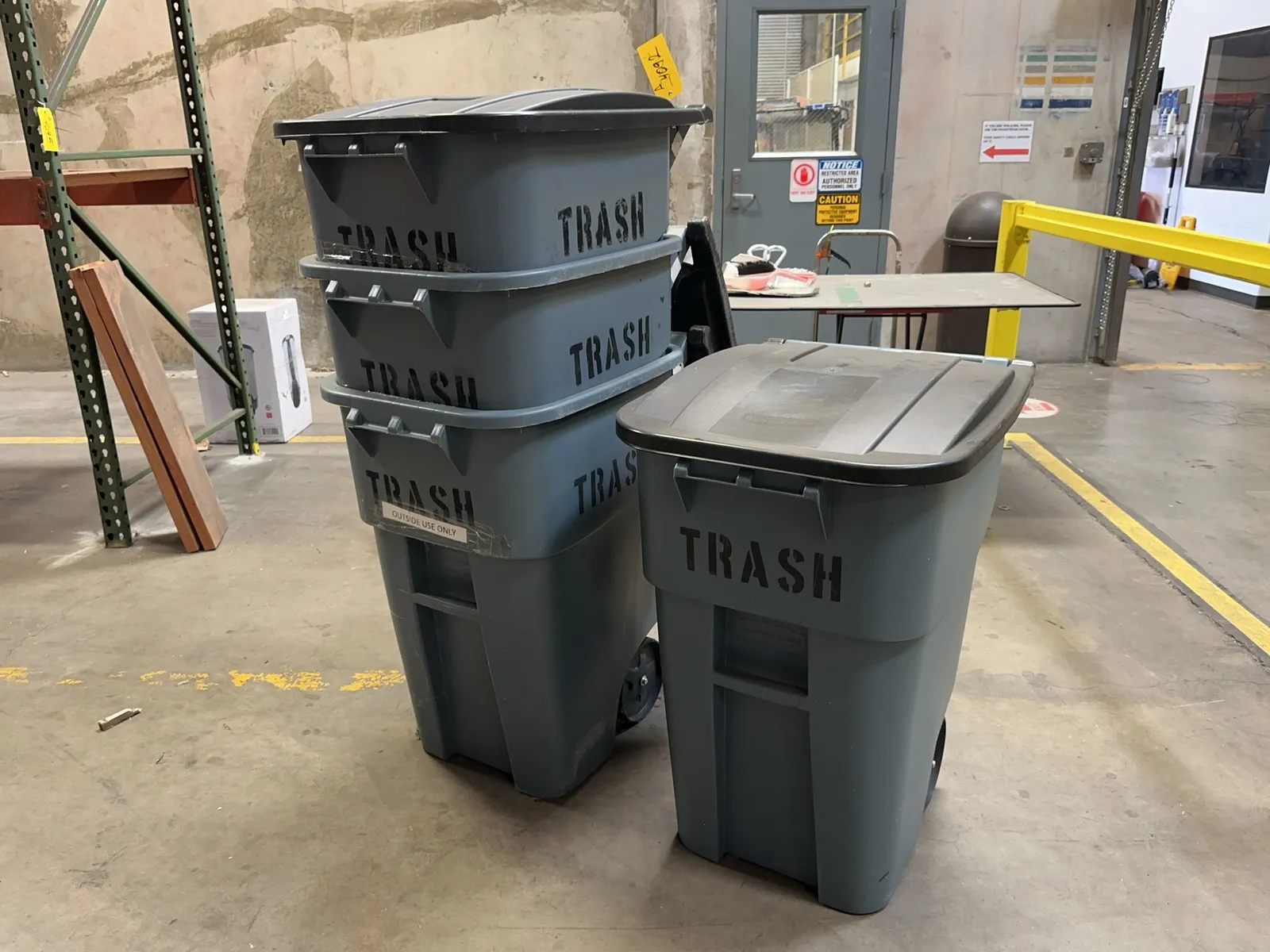 4-waste-bins-mrl463e3