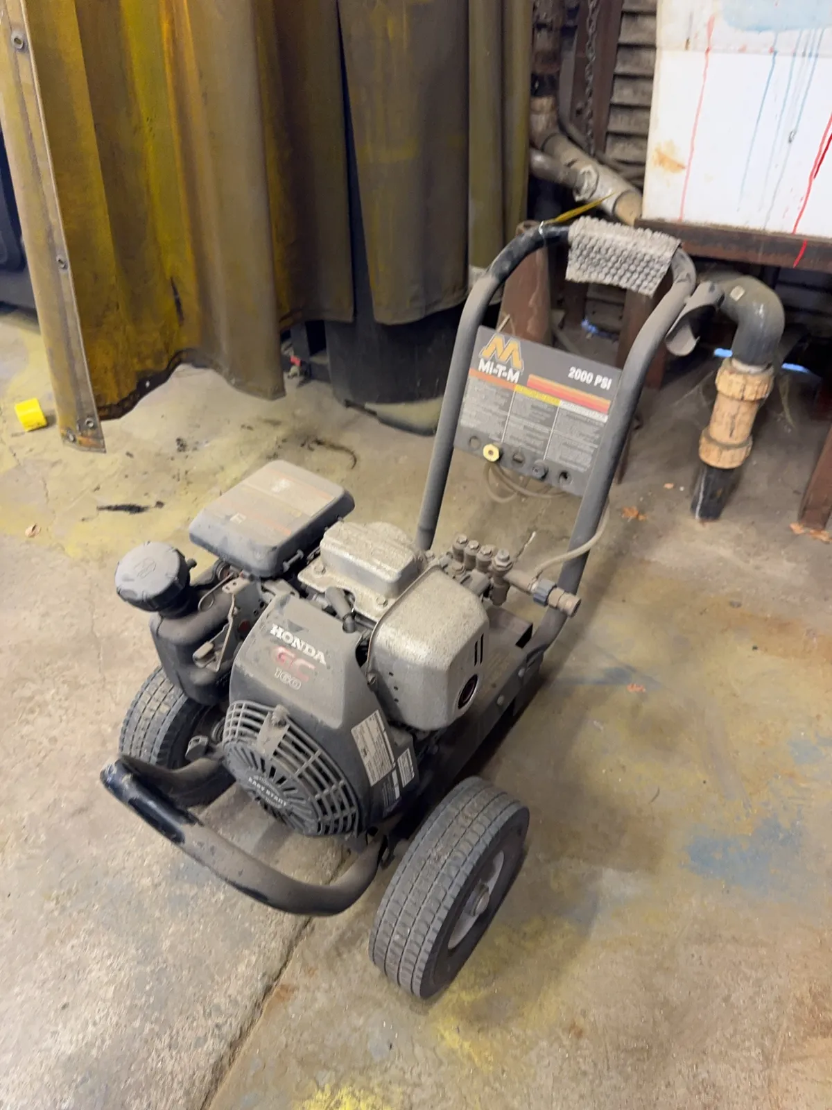 mi-t-m-2000psi-pressure-washer-b39d84