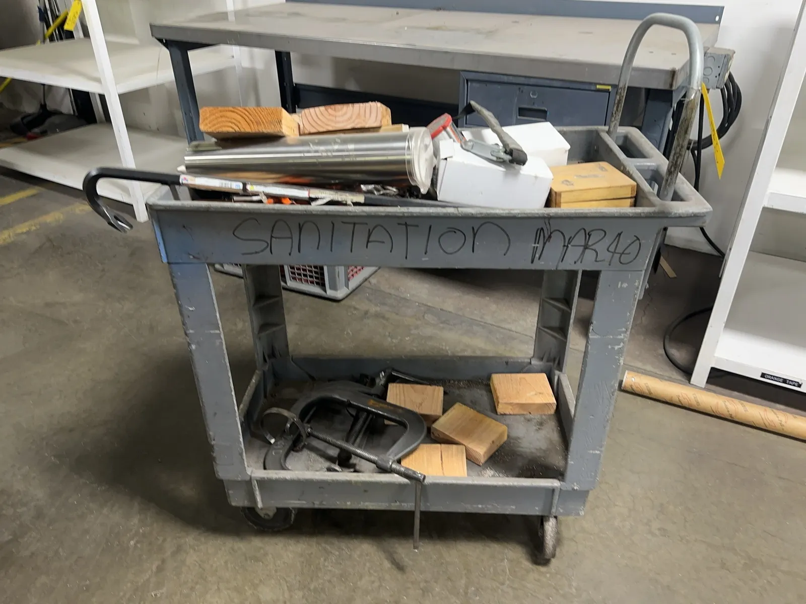 shop-cart-with-contents-included-mrcx1wyk