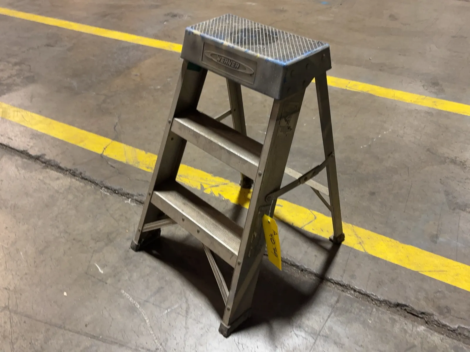 werner-3-step-ladder-mrcx37d4