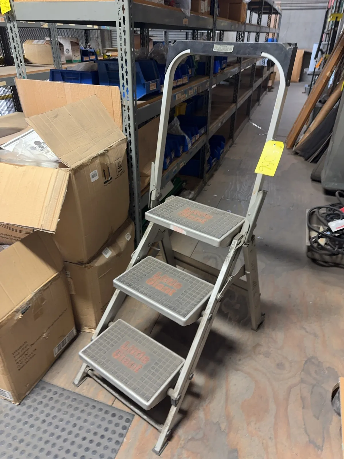 little-giant-3-step-stool-mrcx3cwt