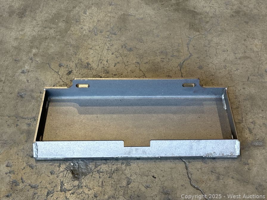2026-future-ft-s10-mini-skid-steer-mounting-plate-unused-mro3zp61