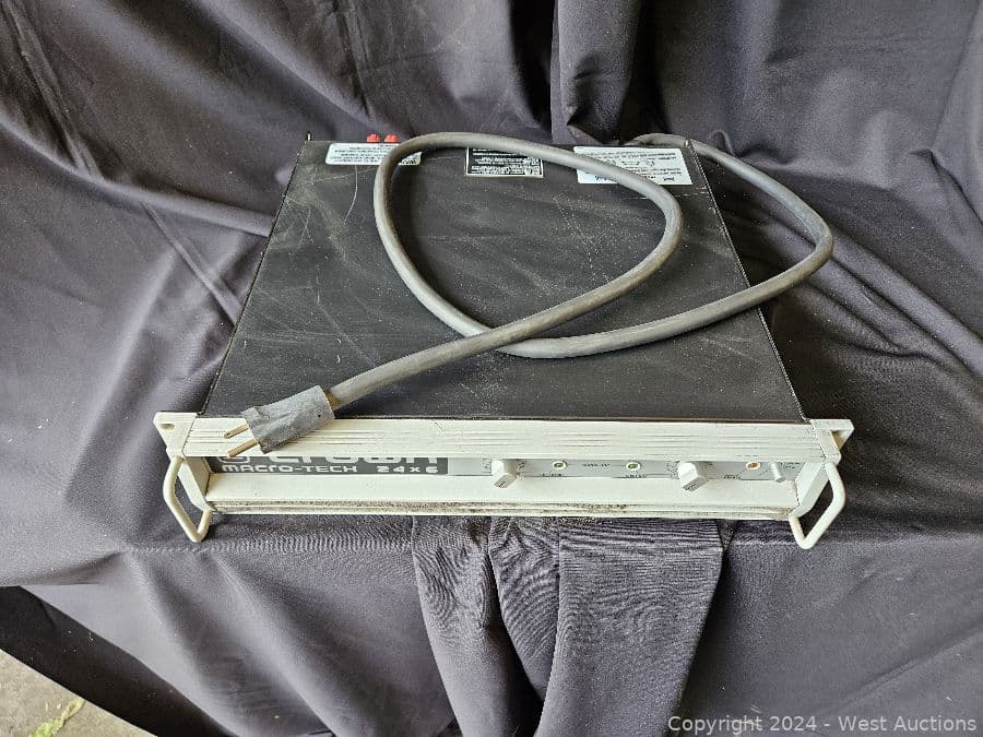 1-crown-macro-tech-24x6-2100w-amplifier-574385