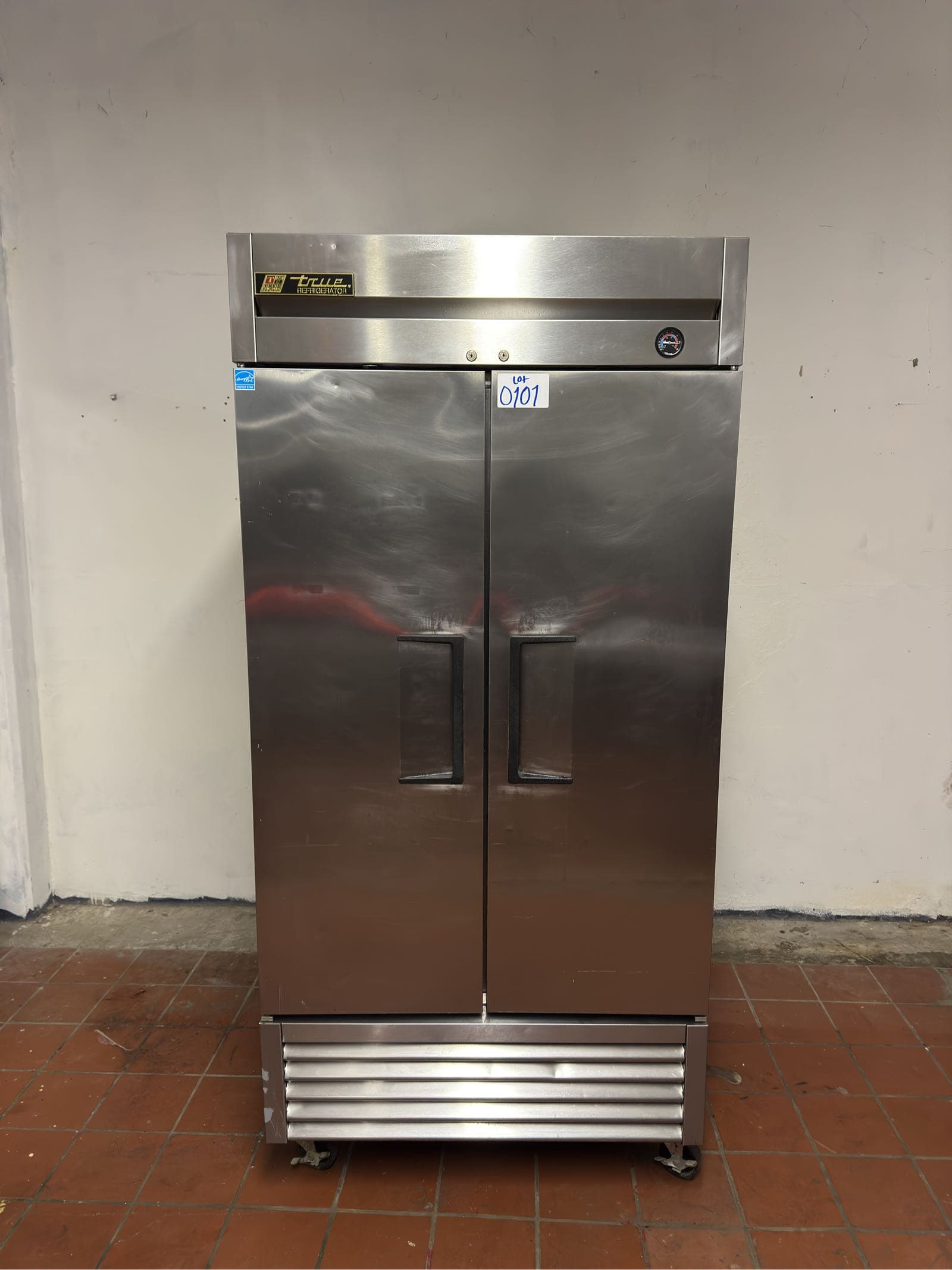 true-two-door-refrigerator-stainless-steel-ca83cb