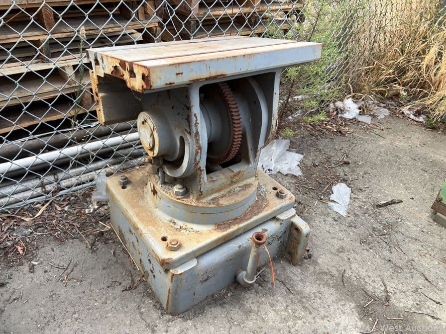 90-t-slot-table-561647