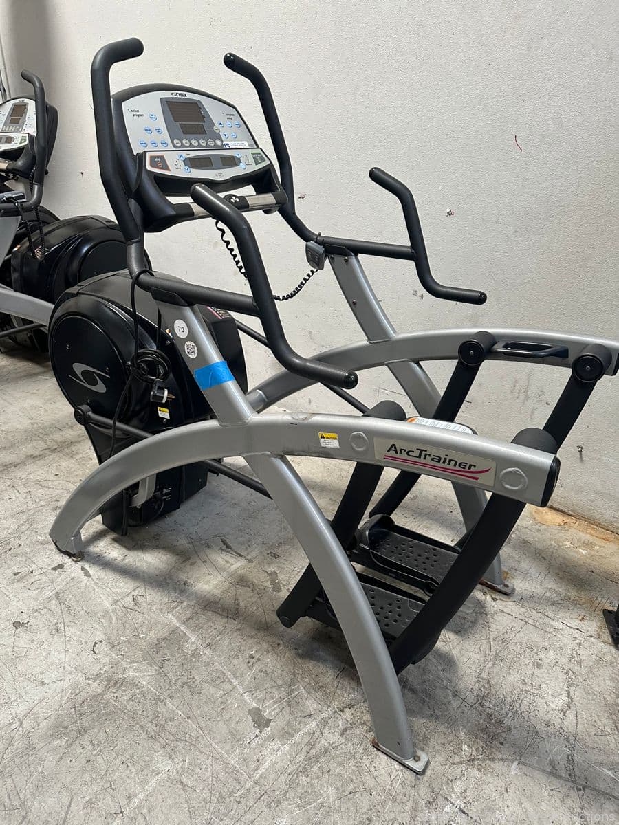 cybex-arc-trainer-600a-574258