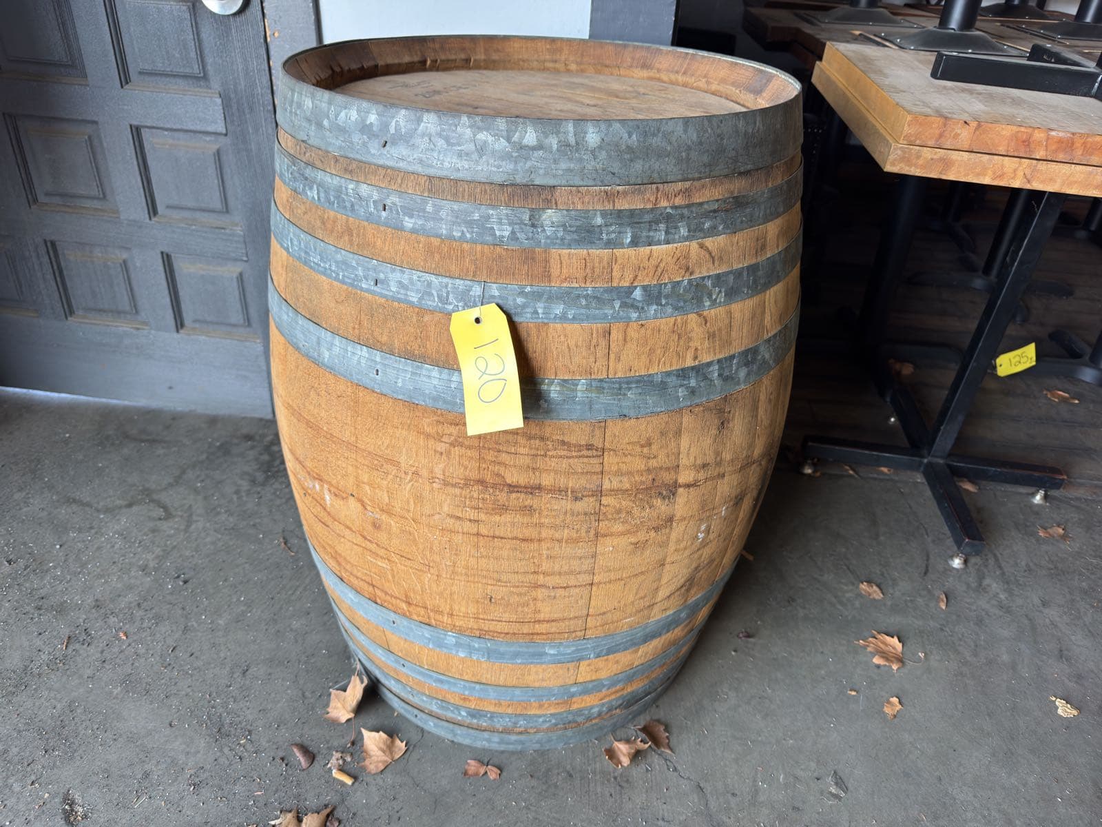 wood-wine-barrel-59-gallon-mkrhibh4