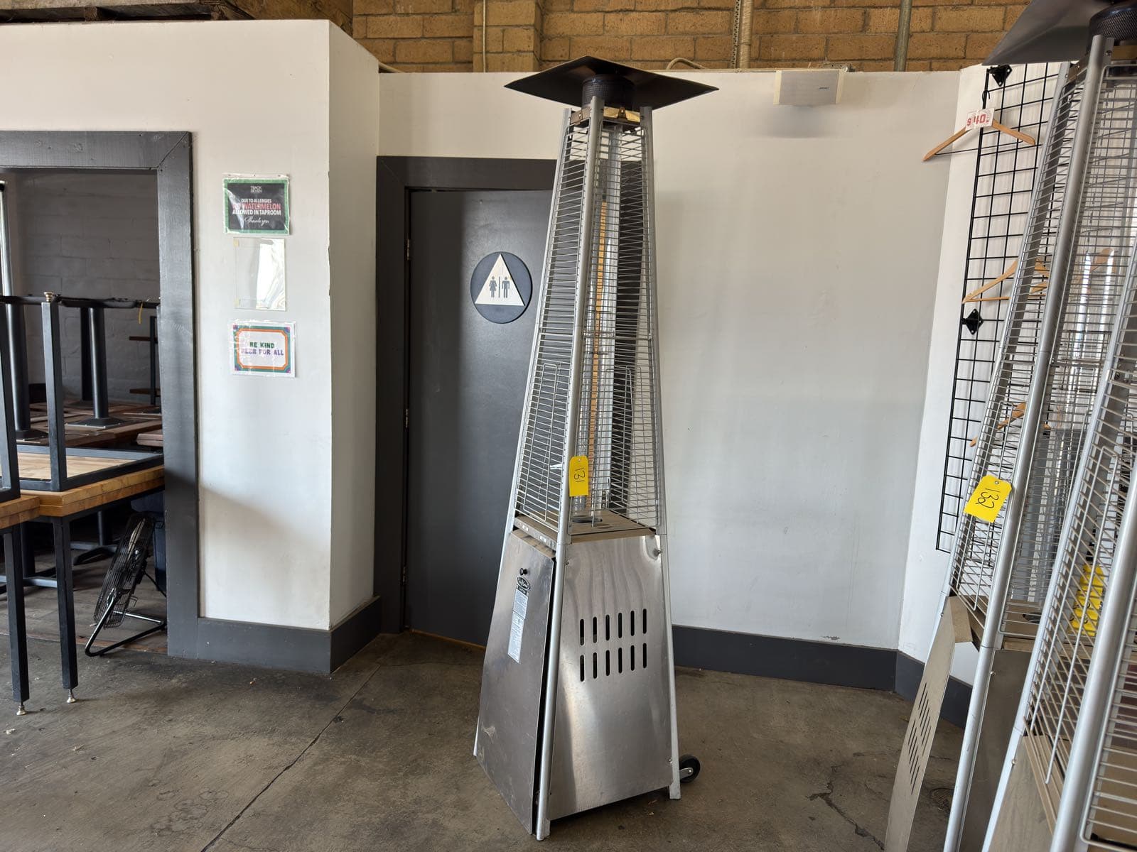 fire-sense-outdoor-propane-heater-021e90