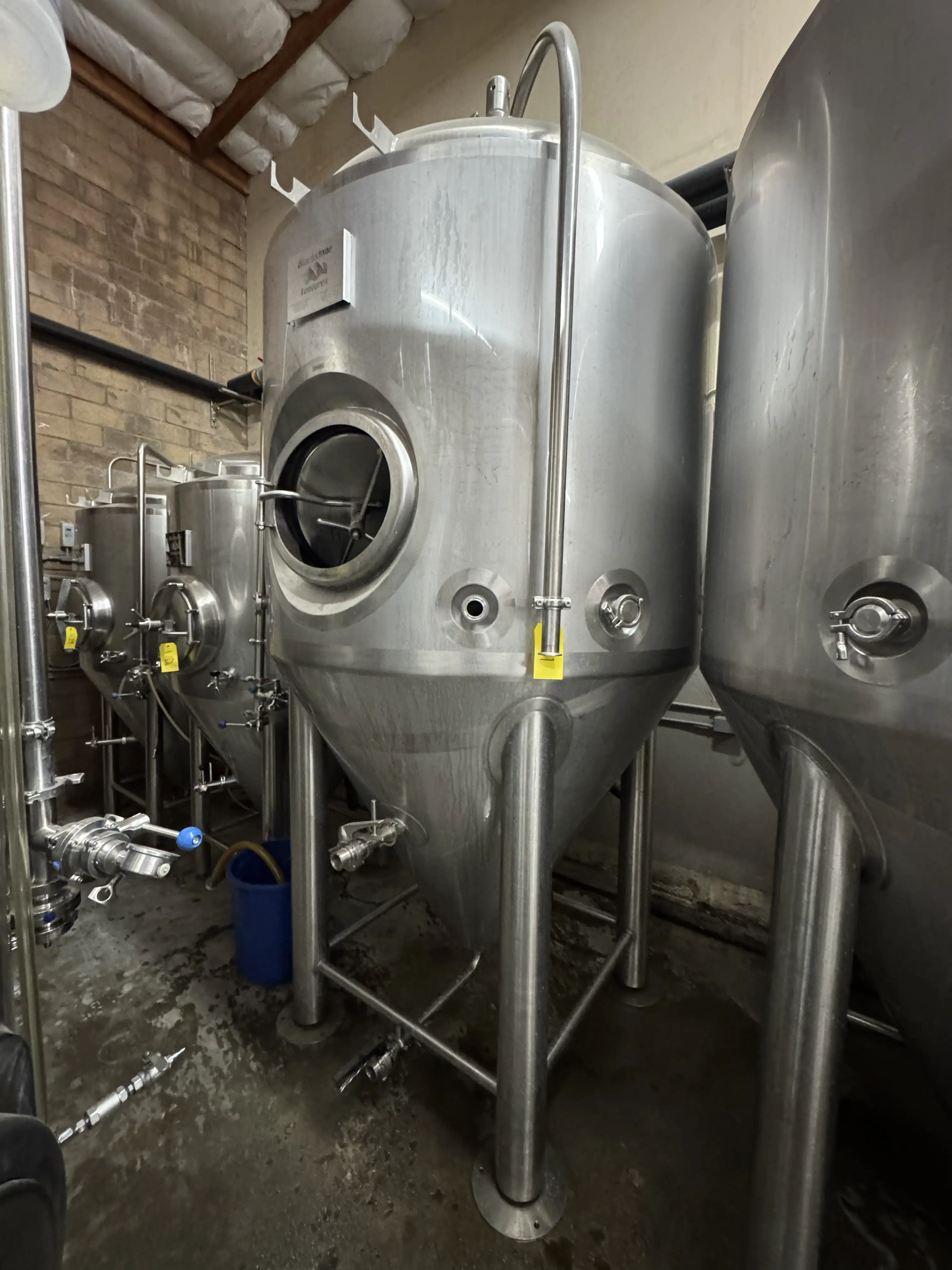blackstone-ventures-stainless-steel-fermentation-tank-22134a