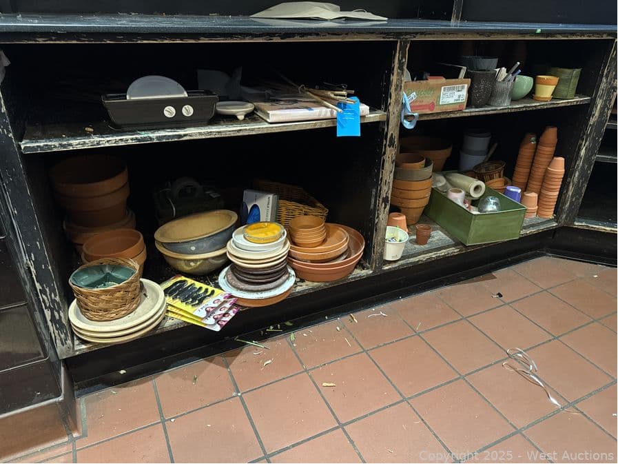 contents-under-shelf-assorted-ceramic-pots-planters-and-more-582457