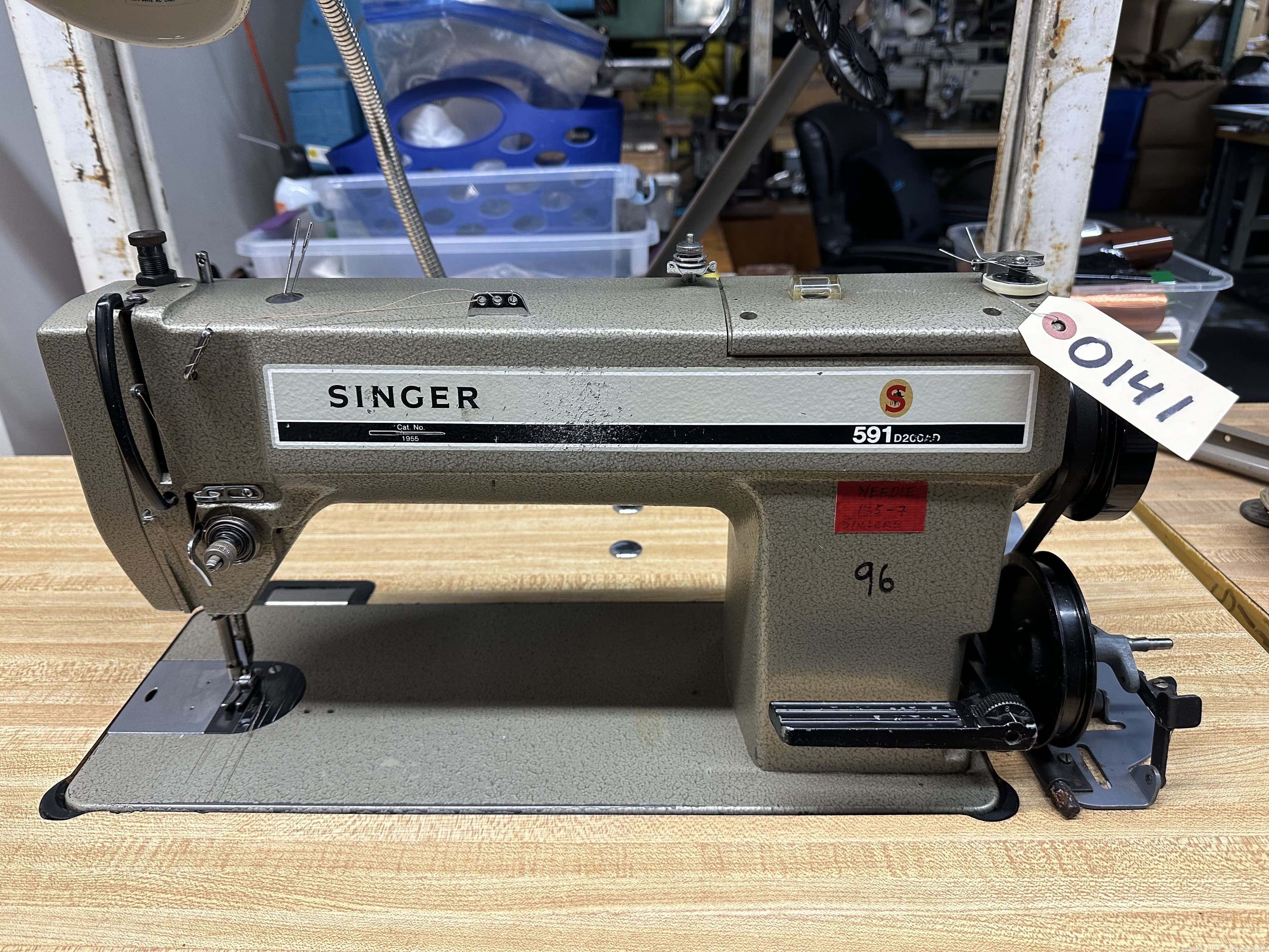 singer-591-d200ad-sewing-machine-613315