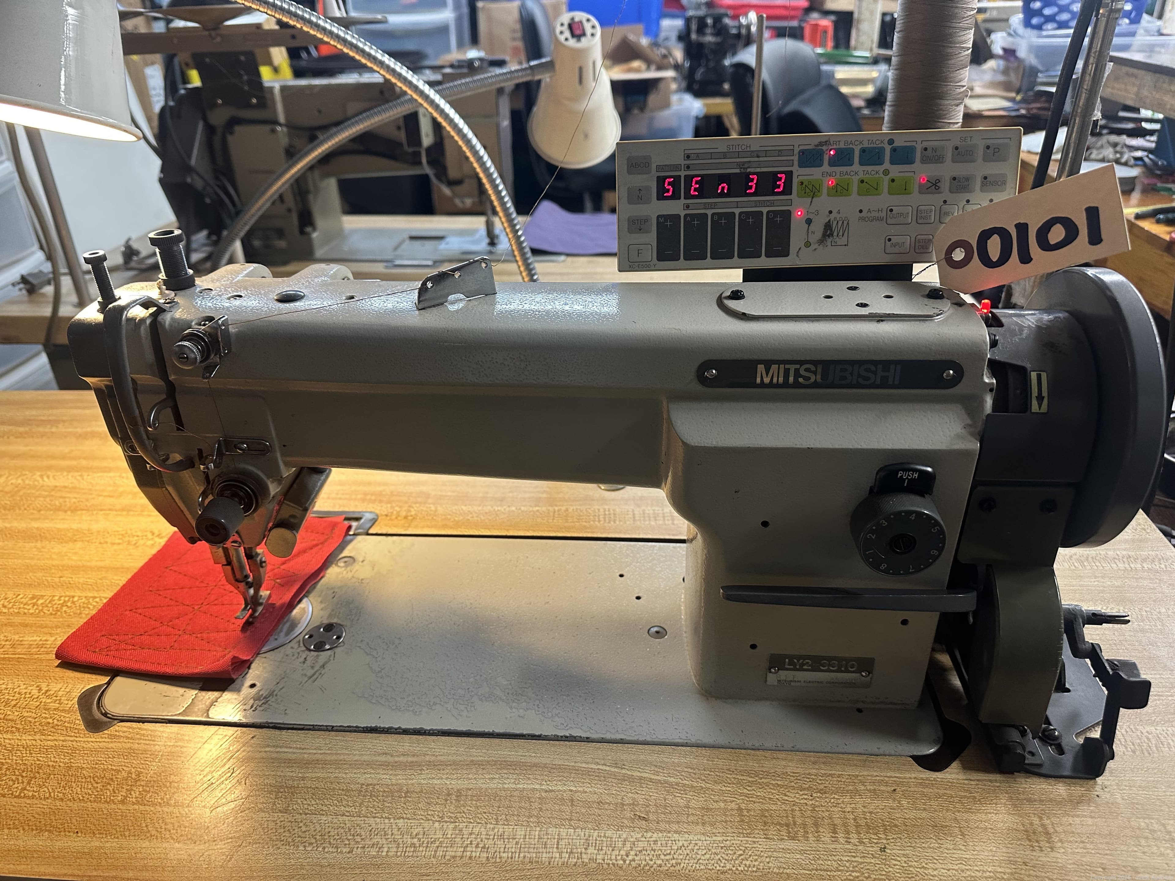 mitsubishi-ly2-3310-walking-foot-sewing-machine-613225