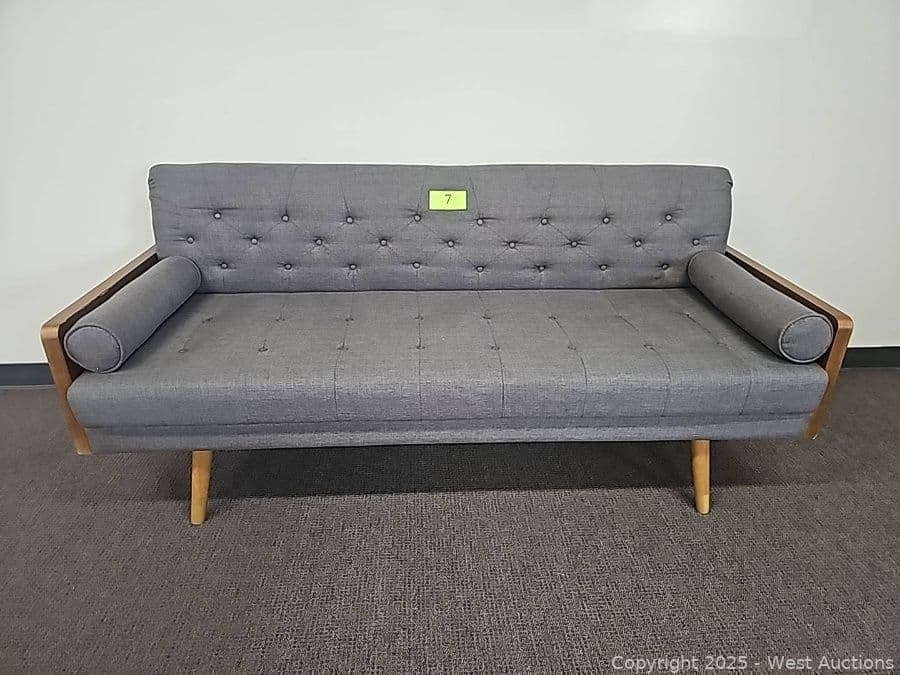 mid-century-modern-sofa-619797