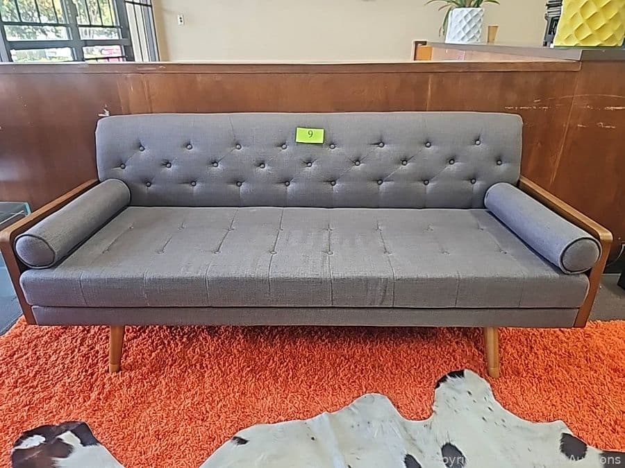 mid-century-modern-sofa-619795