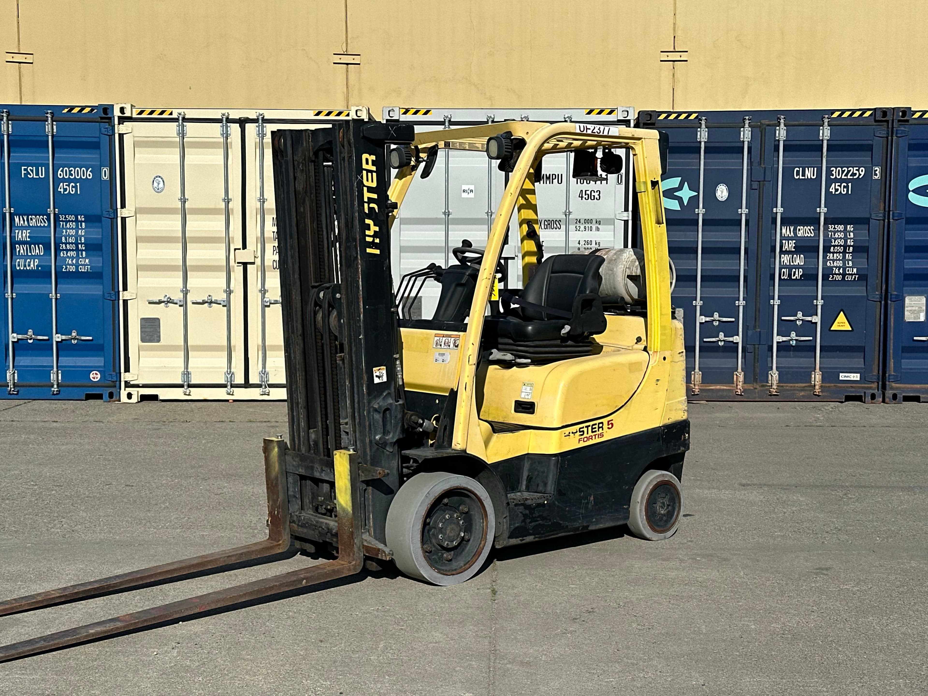 hyster-s50ft-4500lb-capacity-propane-forklift-mn3k0brk