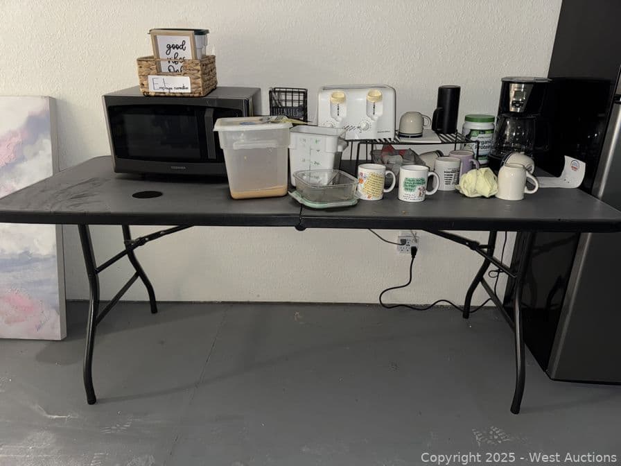 folding-6-table-with-contents-breakroom-supply-microwave-toaster-and-more-622020