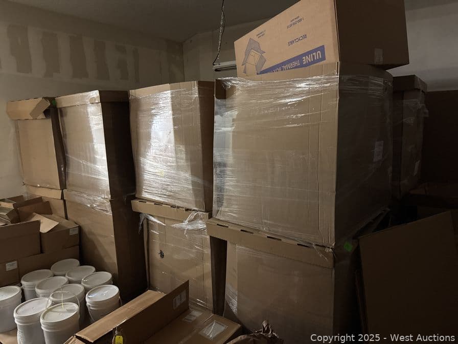 bulk-lot-16-pallets-of-temperature-control-packing-supplies-622012