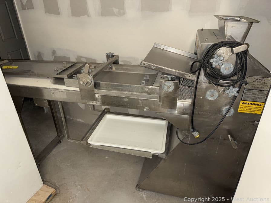acme-rol-sheeter-model-8-6-bakery-dough-rolling-machine-622010