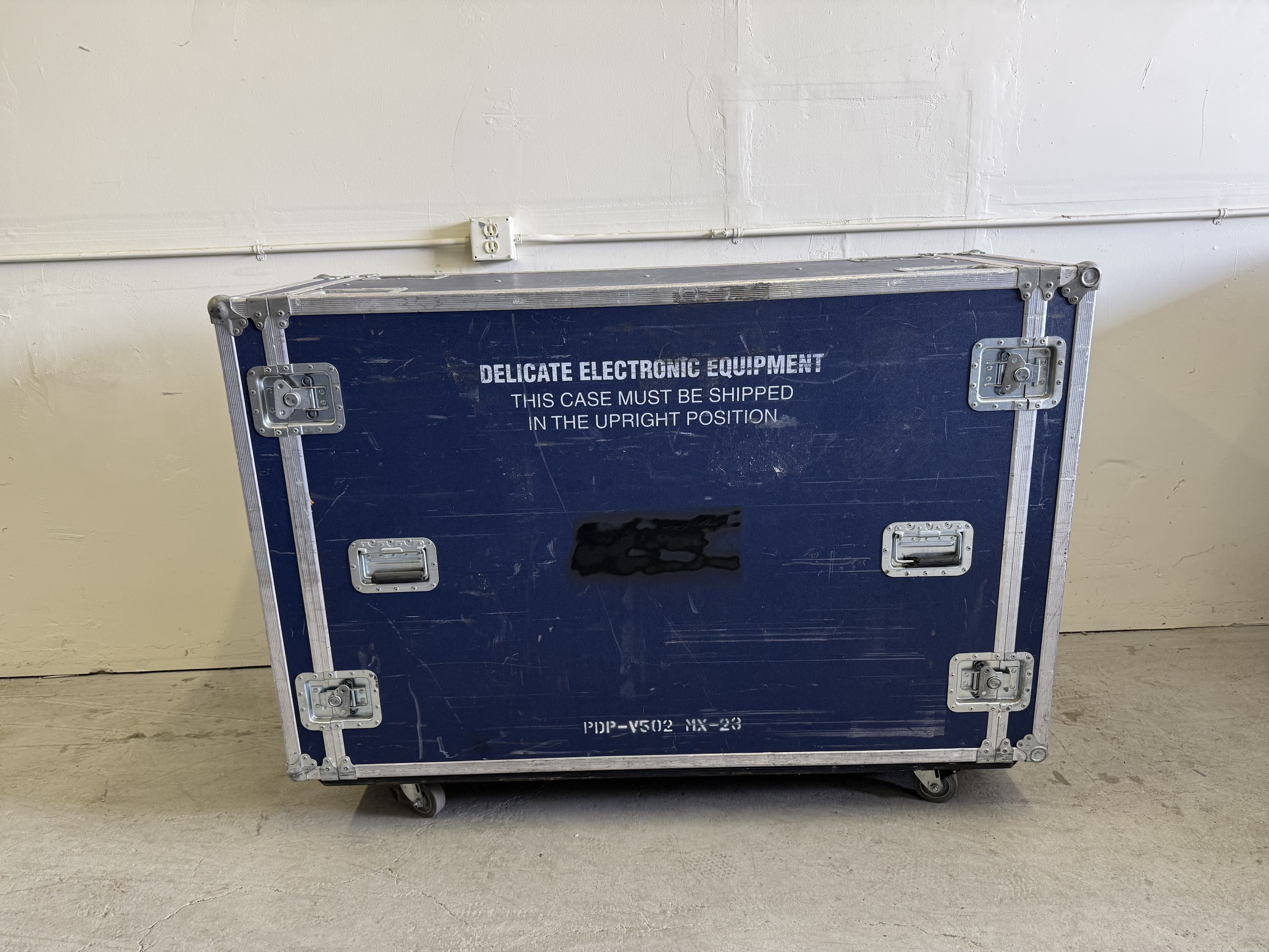 pioneer-50-tv-in-rolling-case-617305