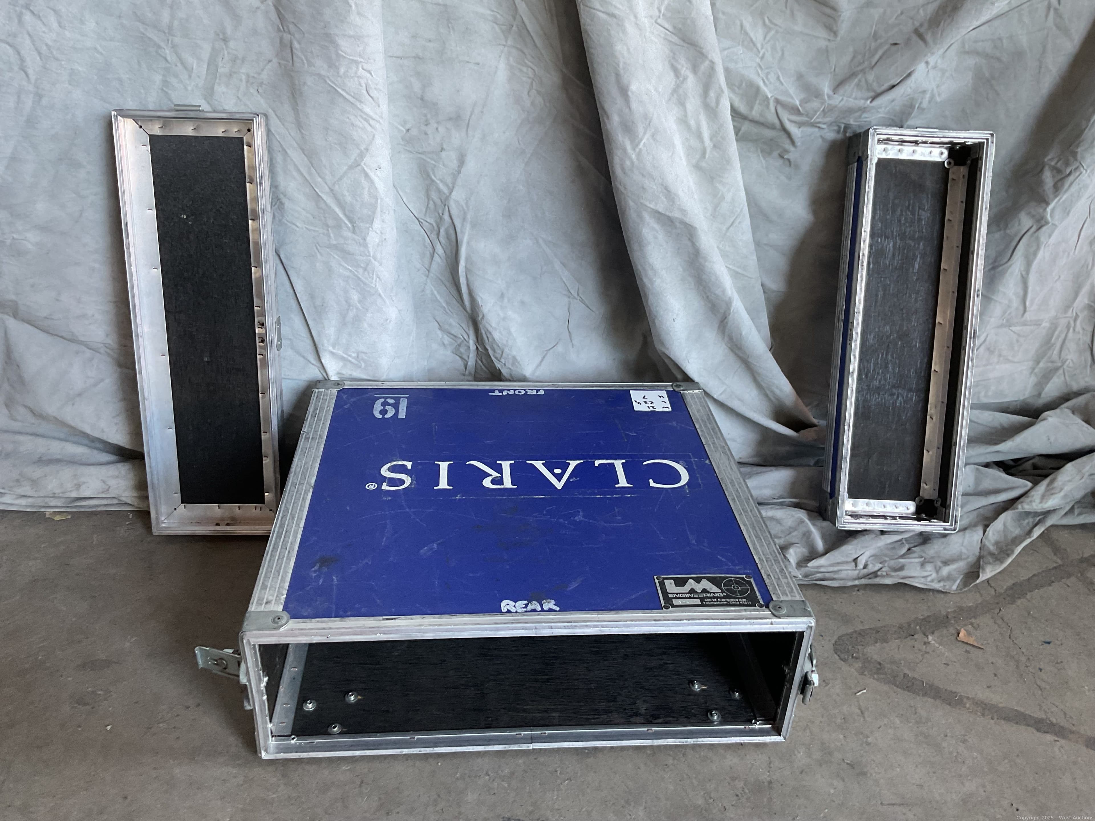 empty-rack-case-small-617387