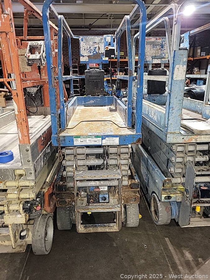 genie-gs1930-scissor-lift-mmzbfz7g