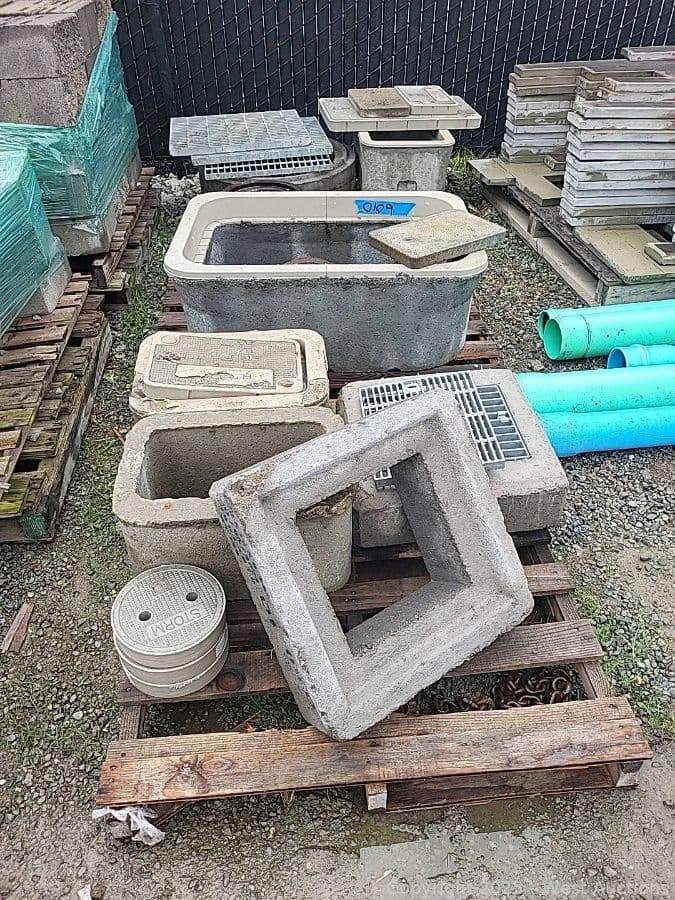 3-pallets-of-assorted-utility-boxes-lids-and-grates-mmzbmjb5
