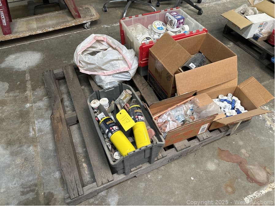 contents-of-pallet-copper-fittings-pvc-fittings-tools-gas-622095
