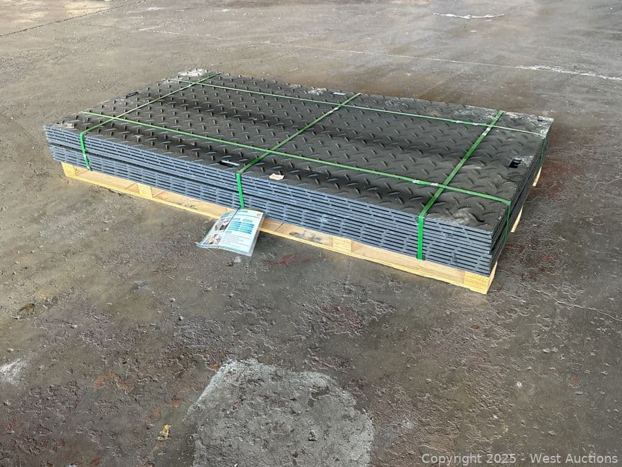 12-polyethylene-board-road-protection-mats-unused-620626