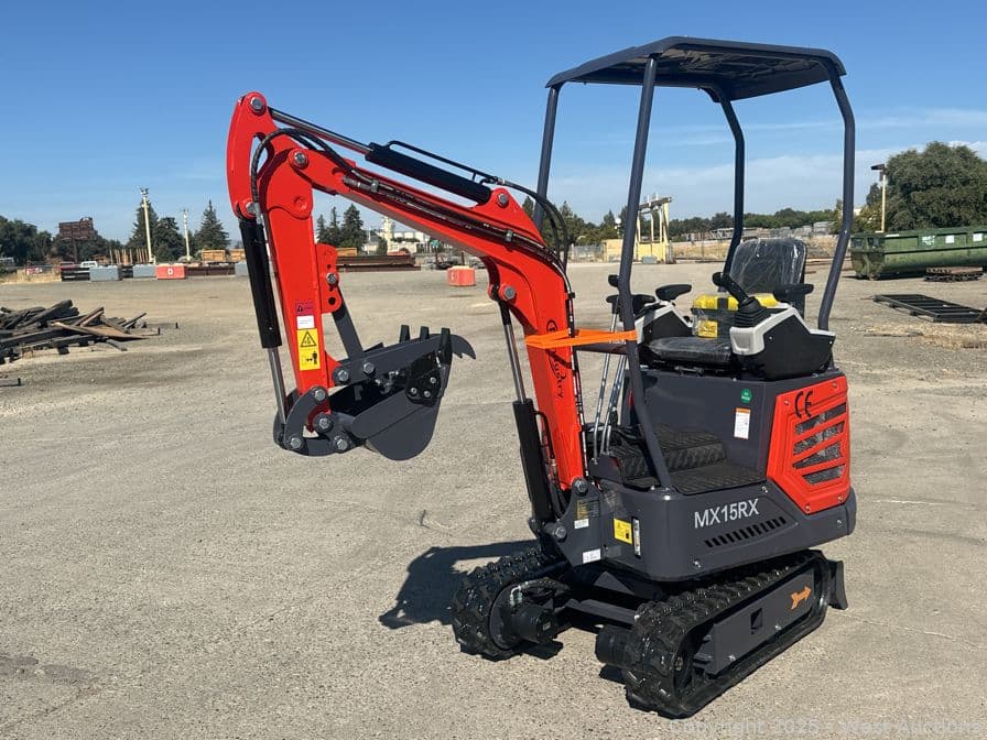 2025-cfg-industrial-mx15rx-mini-excavator-unused-621923