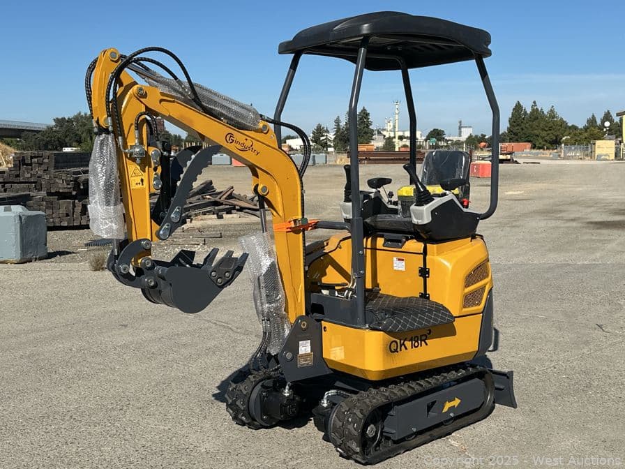 2025-cfg-industrial-qk18r-mini-excavator-unused-621947