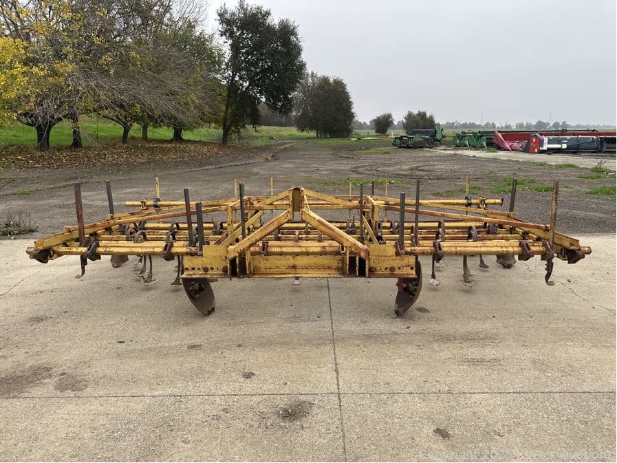 14-cultivator-623550