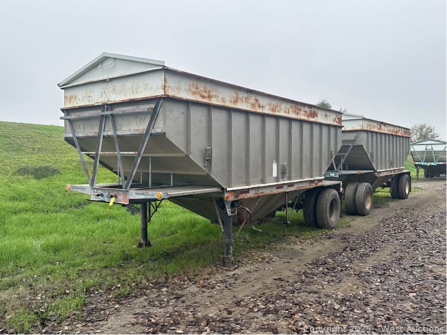 titan-dual-hopper-grain-trailer-set-with-high-tops-622942