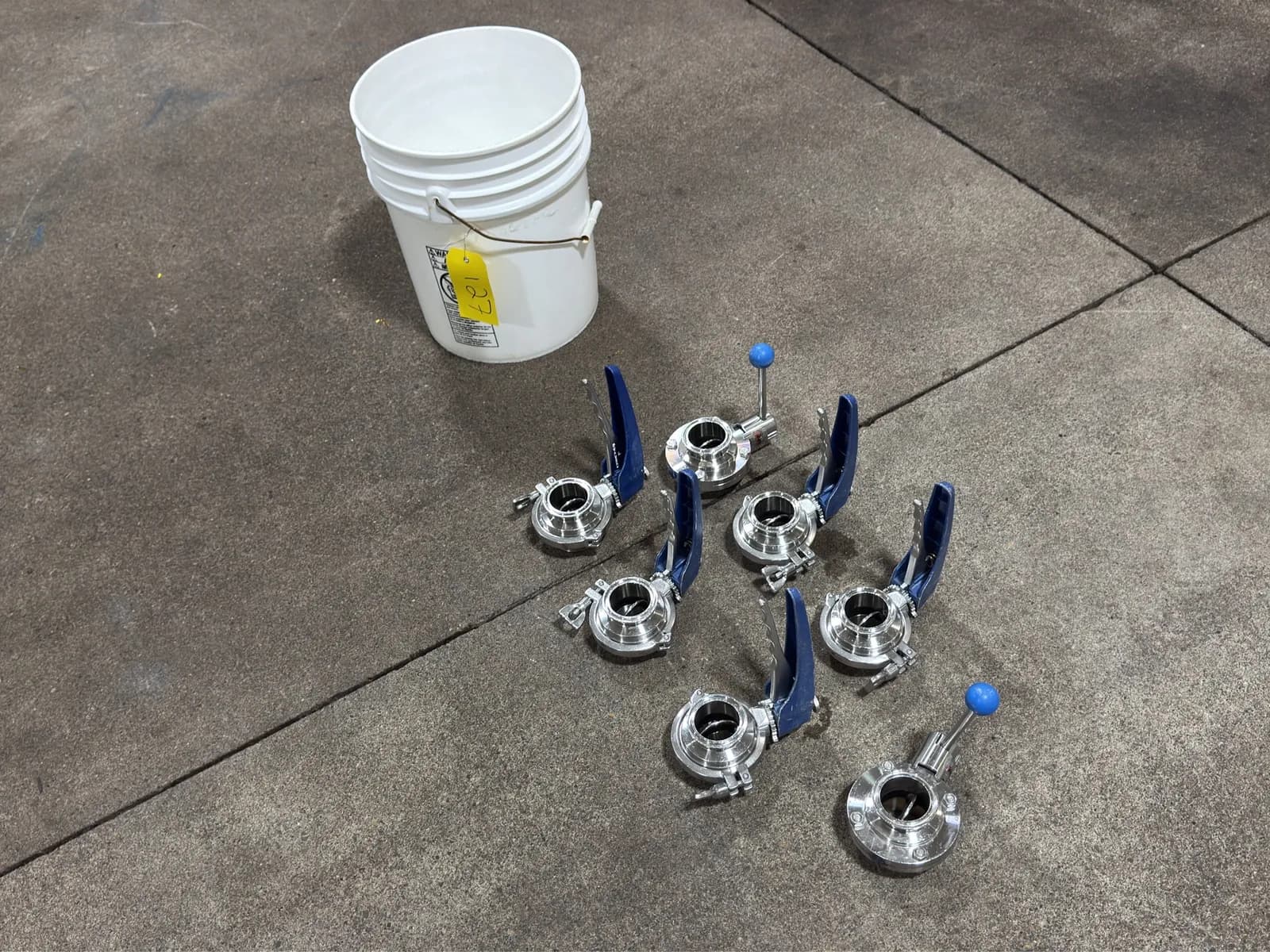 7-assorted-stainless-steel-butterfly-valves-97b44b