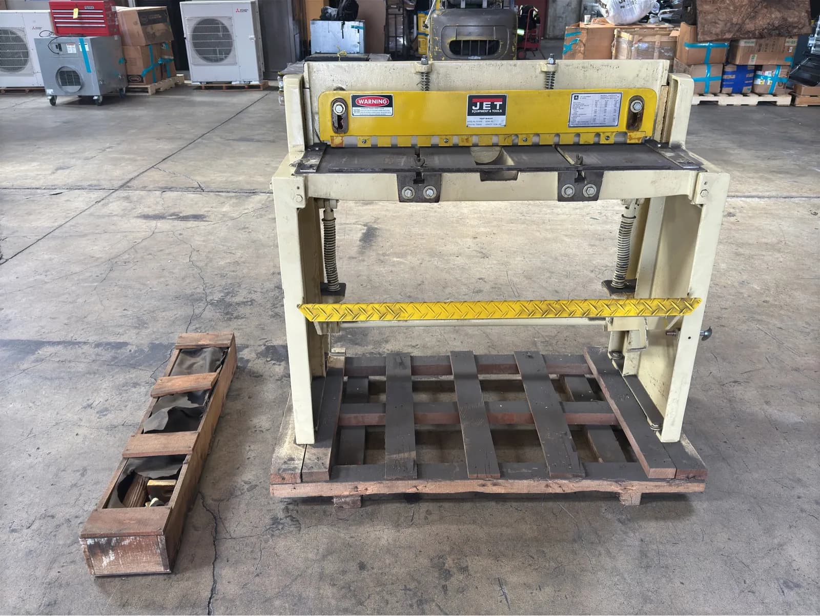 jet-model-fs-1636-foot-shear-with-accessories-554590