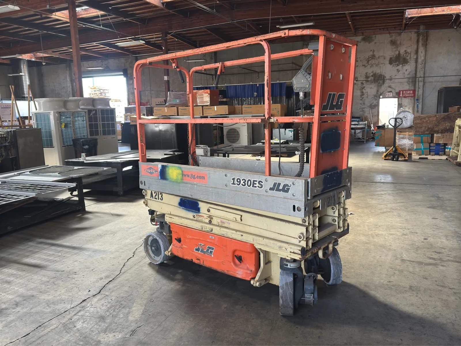 2006-jlg-1930es-electric-scissor-lift-188-max-lift-height-f45761