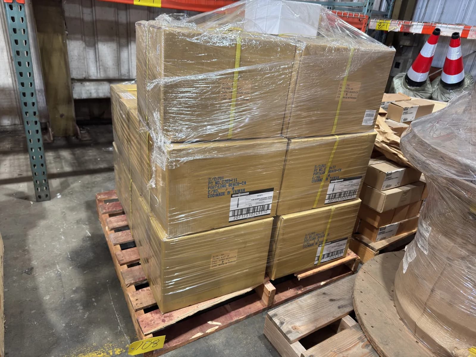 contents-of-pallet-16-boxes-jones-stephens-tub-shwr-ceramic-stem-f-harden-cold-d69401