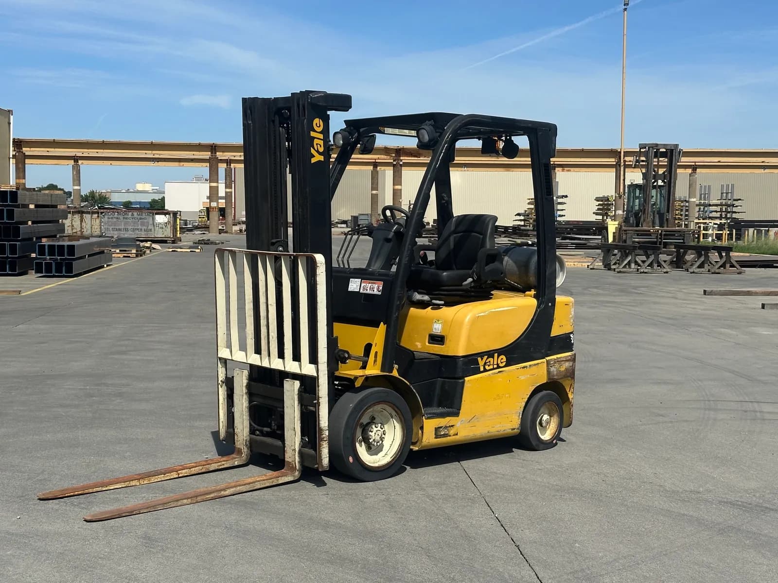 2019-yale-glc050-5000lb-capacity-propane-forklift-mncl3avd