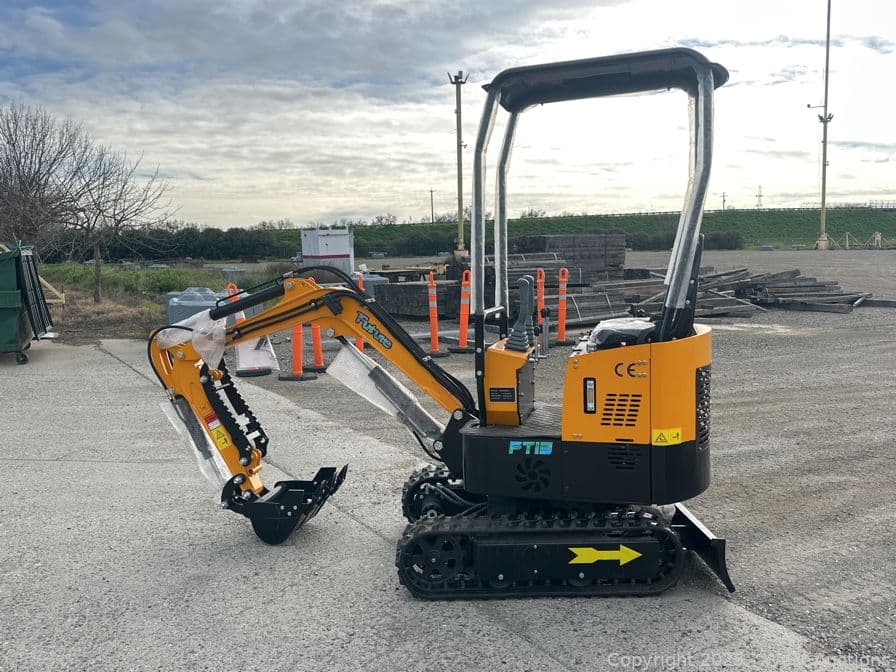 2026-future-ft13-mini-excavator-unused-mne1qe23
