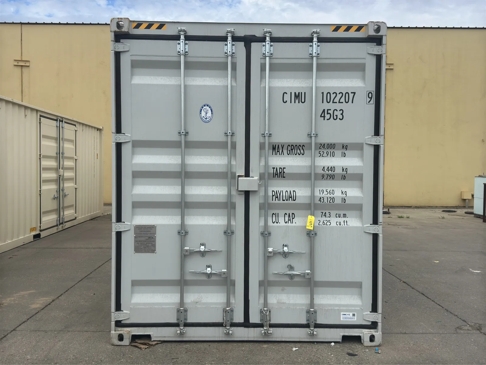 2025-40-high-cube-4-side-door-one-trip-shipping-container-mnf46guq