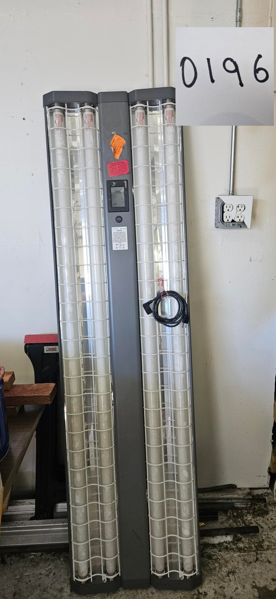 daavlin-tanning-light-5d273d