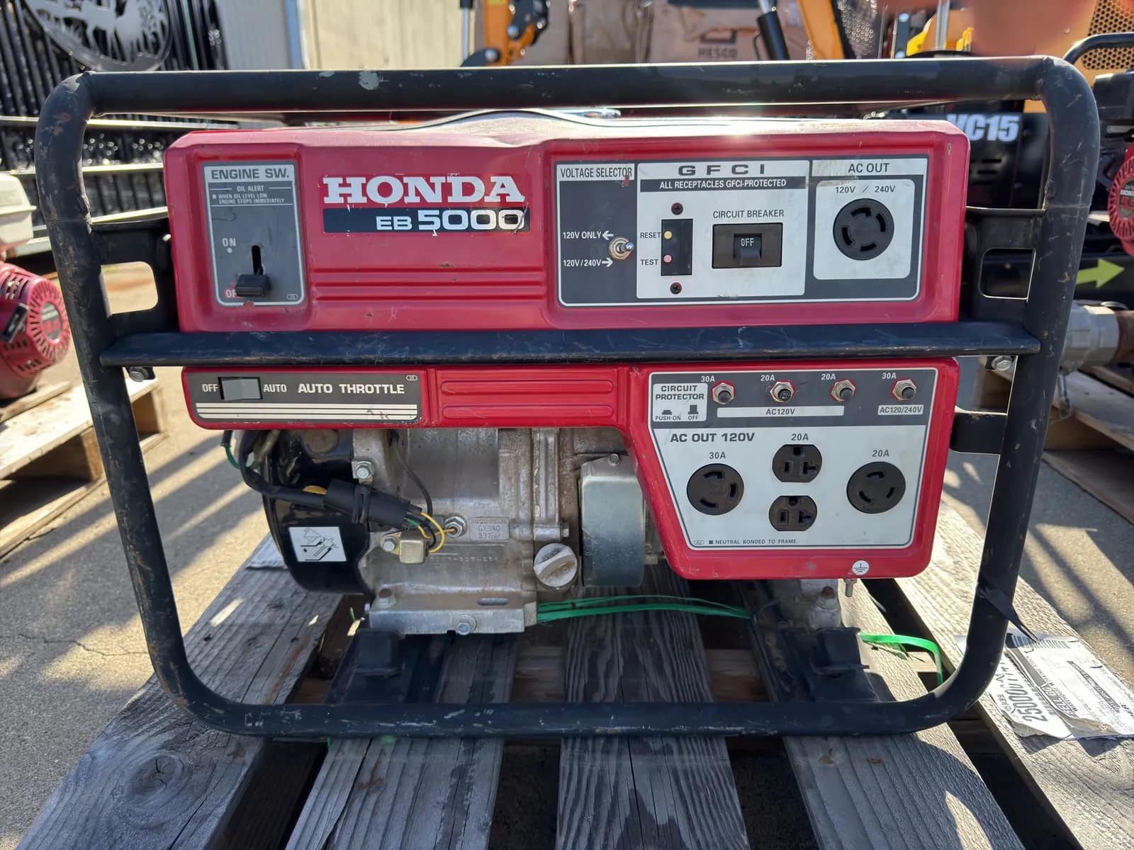 honda-eb5000-gasoline-generator-mpcxaagp