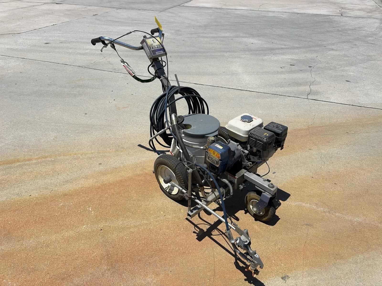 graco-line-lazer-3400-paint-striping-cart-8ab73f
