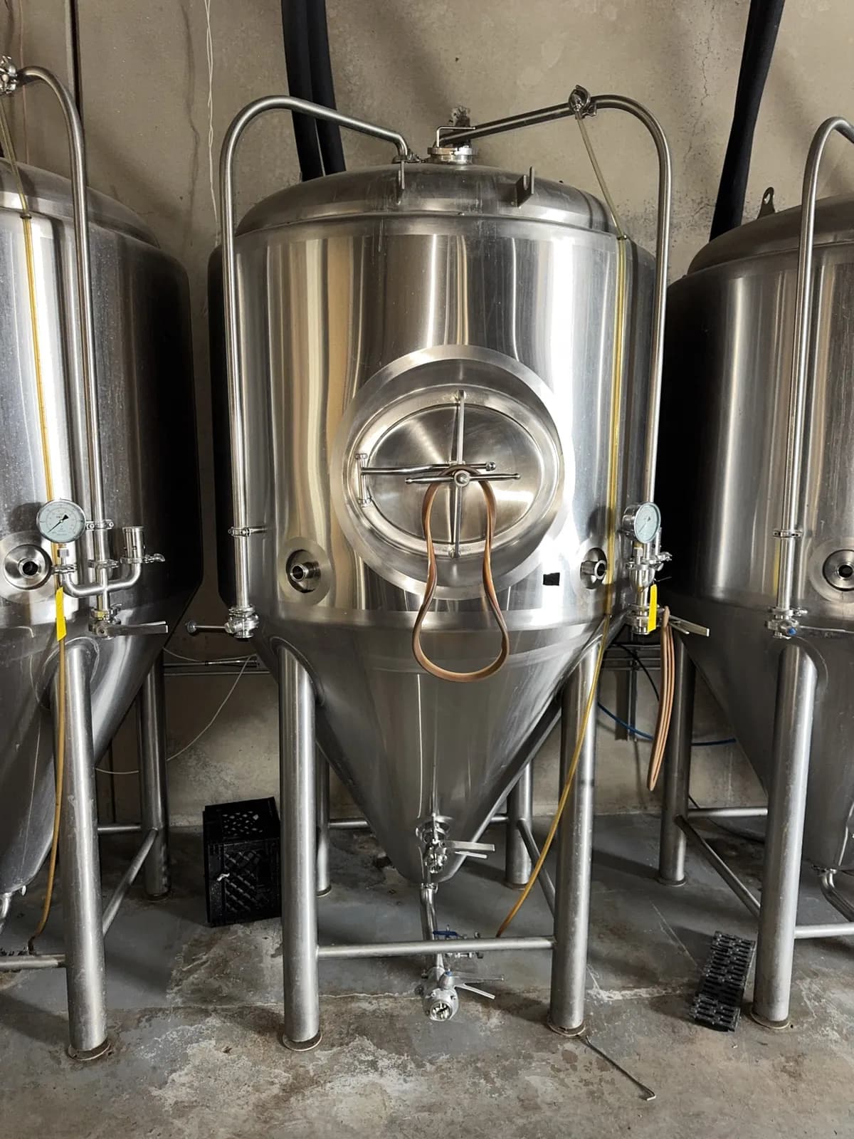 stainless-steel-tank-0104-1783983627810-mrjtsh0i