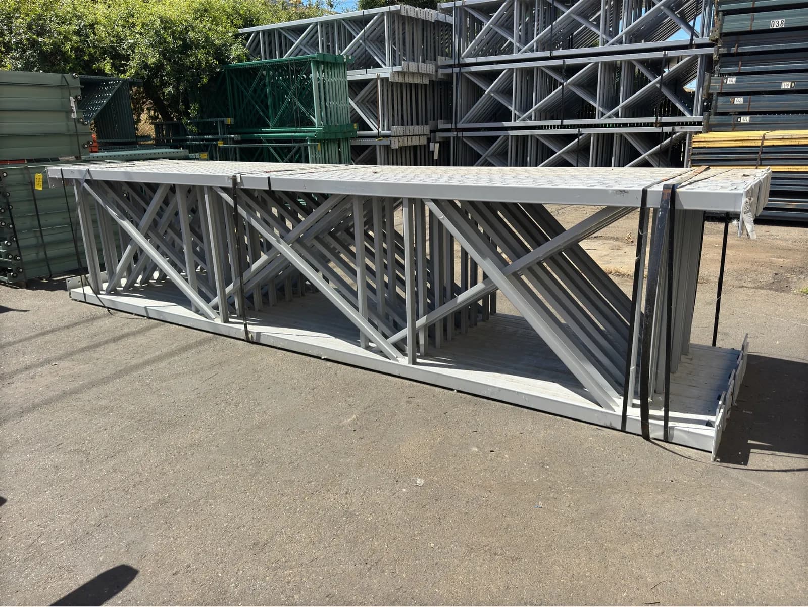 15-192x42-uprights-0225-1784141899952-mrmg0skw