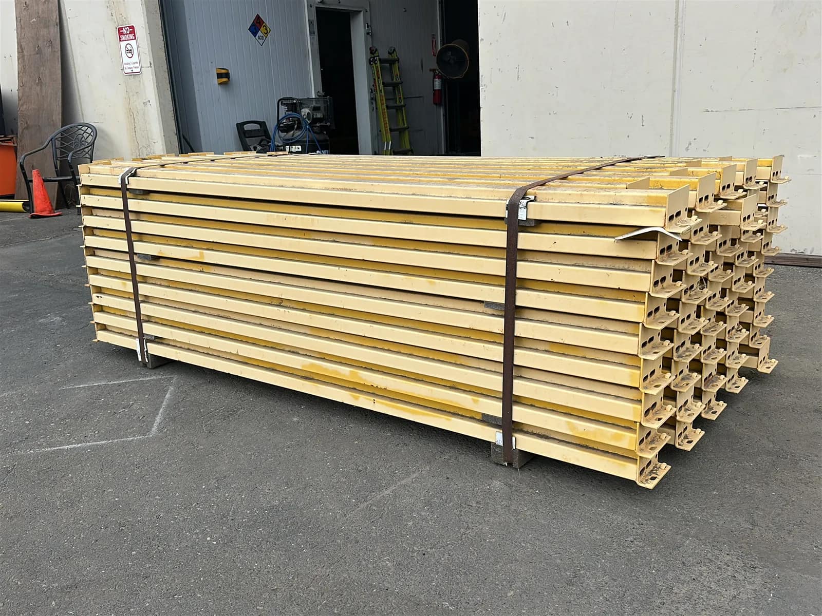 81-6-x96-pallet-racking-crossmembers-ba9386