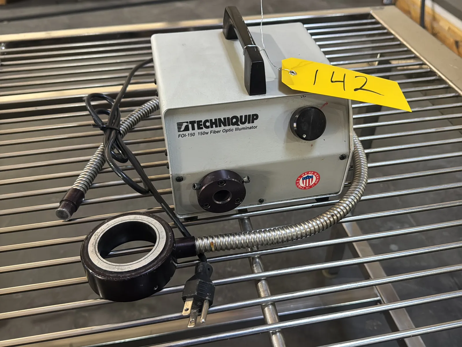 techniquip-foi-150-150w-fiber-optic-illuminator-34ce67