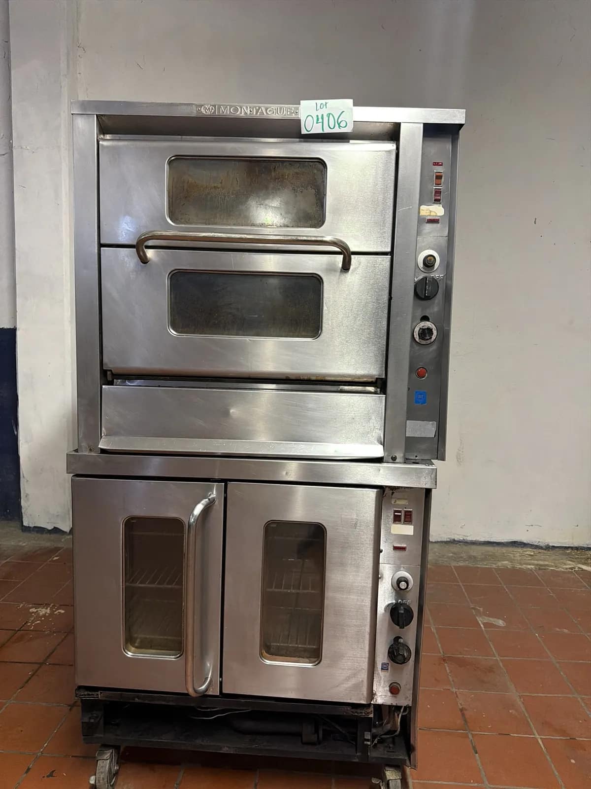 montague-double-stack-conversation-oven-natural-gas-muzxaeqx